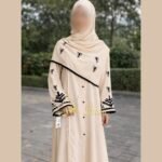 Embroidered Abaya Set with Matching Stole - Image 4