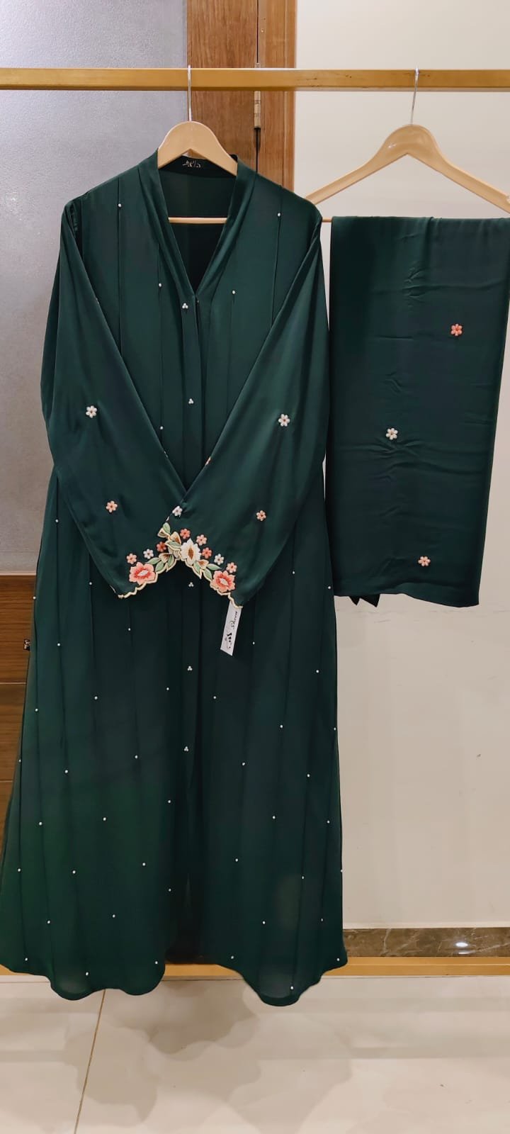 ea5e84eb-74e9-4591-9ecc-d6f5fc34ad28 Floral Embroidered Emerald Green Abaya - Image 1
